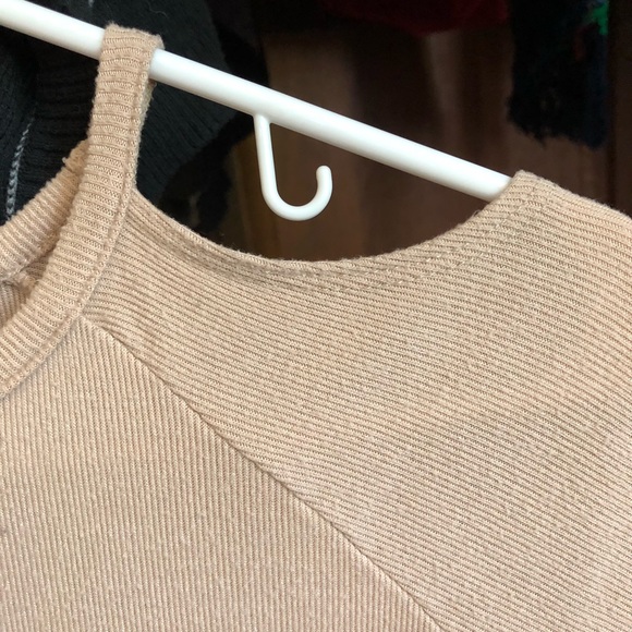 Forever 21 Top - Picture 3 of 4